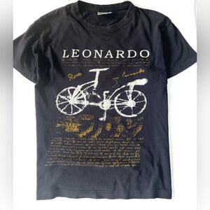 Leonardo Graphic T-Shirt with Bicycle Design